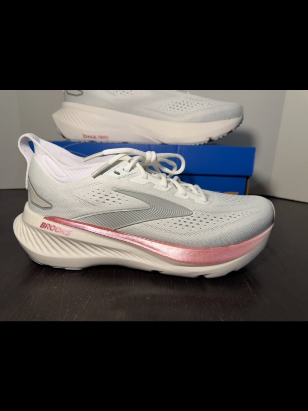 Brooks Glycerine 23 Running Shoes Sneakers White/Harbor Mist/Metallic Womans 10B